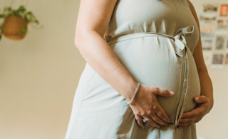 Baby hiccups in the womb