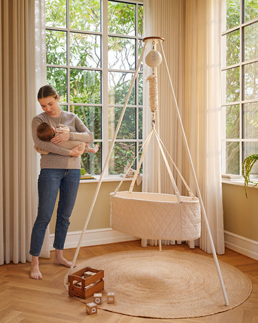 Quilted Oval Cradle